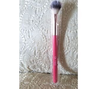 The Doll 10 Perfecting Concealer Brush